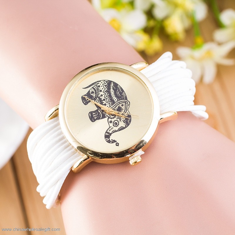 Classic elefant ringa armband watch
