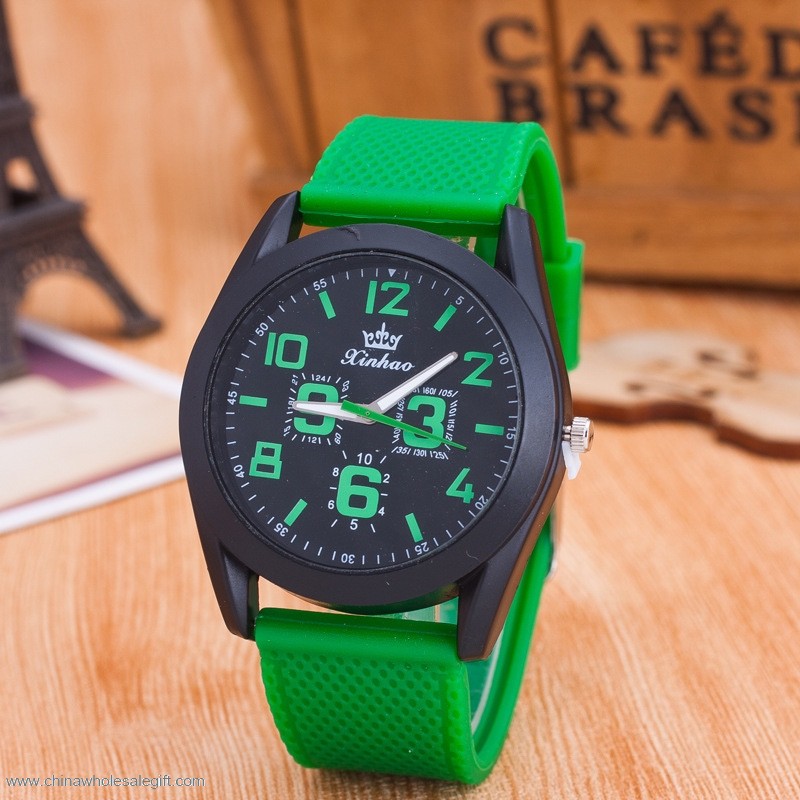  Новизна Дизайн моди подарунковий силіконова годинник 