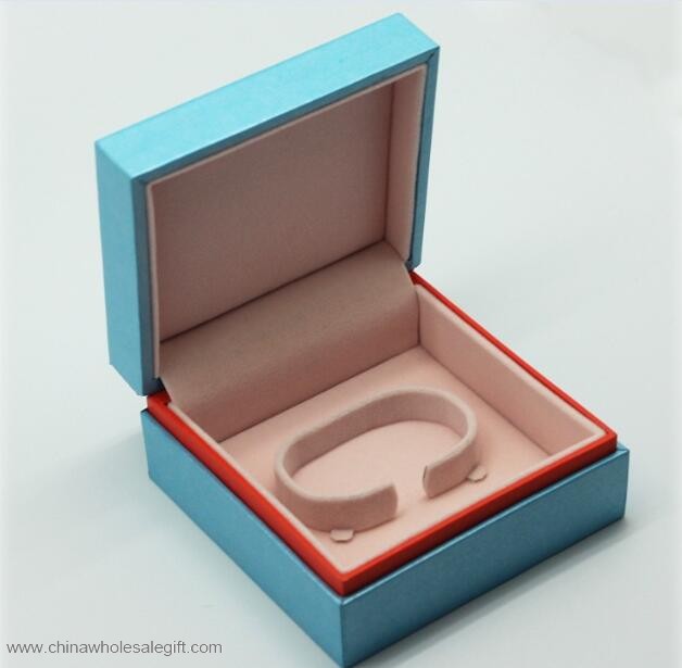 wydrukowany kolor zegarka pudełko